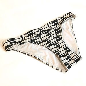 Vintage Victoria’s Secret Black Ivory Brazilian Cut Bikini Bottom Size Small
